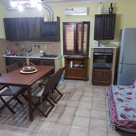 Apartamento Sa Domu 'E Pisittu Iglesias Exterior foto