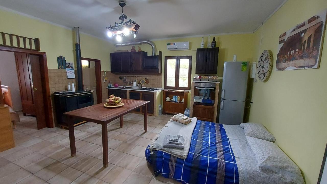 Apartamento Sa Domu 'E Pisittu Iglesias Exterior foto