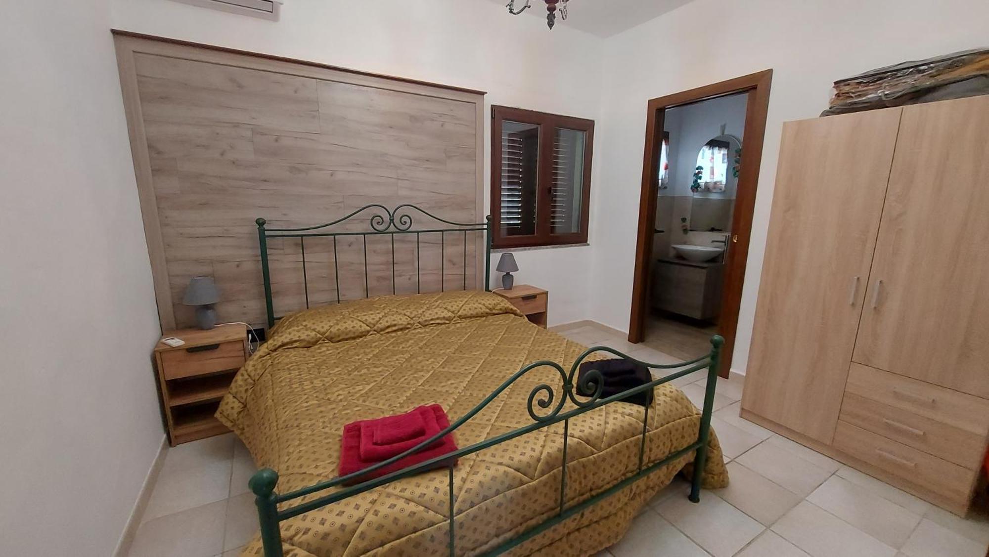 Apartamento Sa Domu 'E Pisittu Iglesias Exterior foto